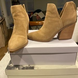 Steve Madden Camryn Bottie